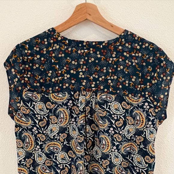 DR2 Women's Paisley Printed Cap Sleeve V-Neck Tunic Blouse Size Medium - Picture 6 of 8